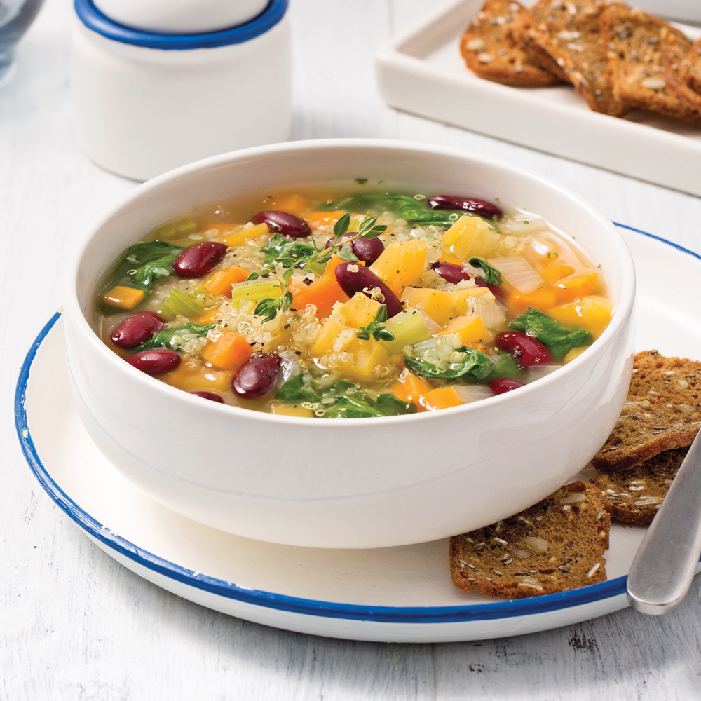 Soupe-repas aux légumes et quinoa