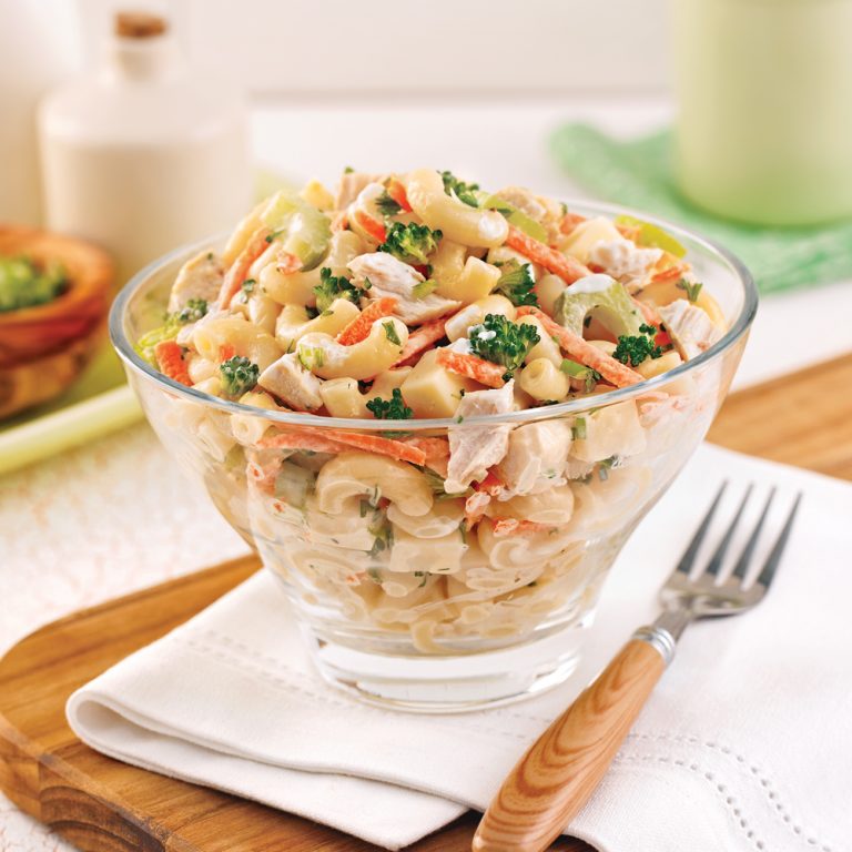 Salade de macaronis au poulet et légumes 5 ingredients 15 minutes Salade de macaronis au poulet et légumes 5 ingredients 15 minutes