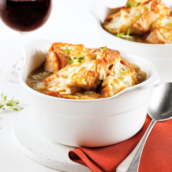 Soupe à l’oignon gratinée
