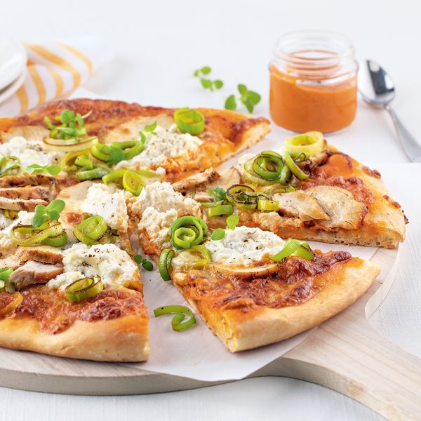 Pizza au poulet et pesto