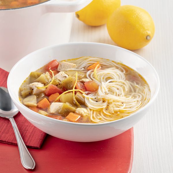 Soupe aux légumes, poulet et vermicelles