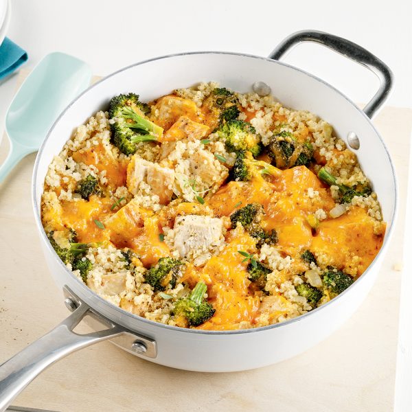 Casserole de quinoa au poulet et brocoli