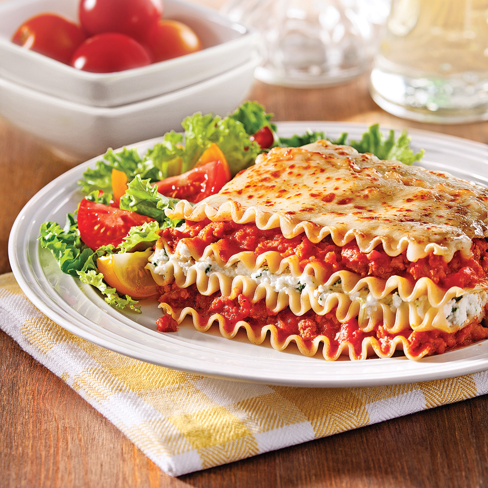 Lasagne aux saucisses et ricotta gratinée à la mozzarella