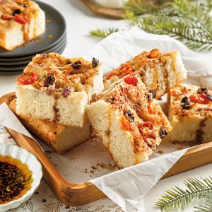 Focaccia maison à l’huile de caméline torréfiée et légumes grillés