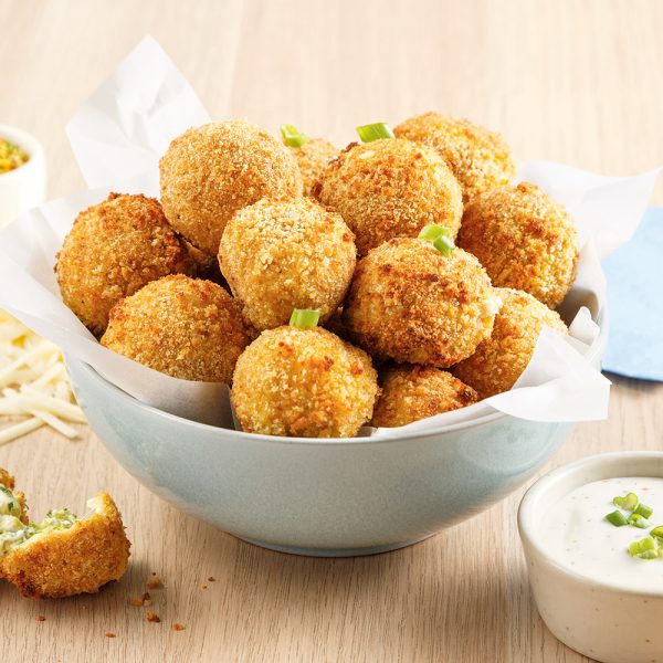 Boules de fromage croustillantes au brocoli et chou-fleur