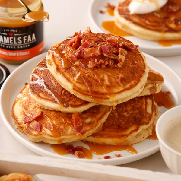 Pancakes sucrés-salés au bacon et caramel sirop d’érable