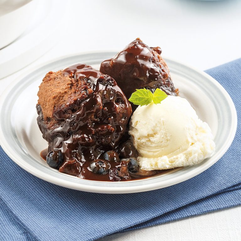 Pouding chômeur chocolat et bleuets 5 ingredients 15 minutes