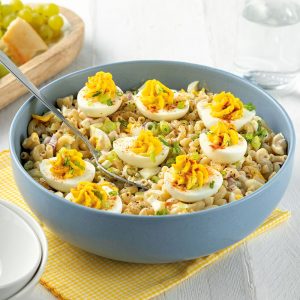 Salade de pâtes aux œufs à la diable