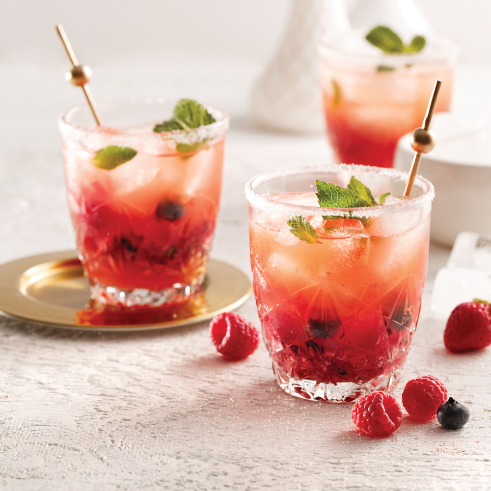 Cocktail gin-berry rafraîchissant pour un party piscine