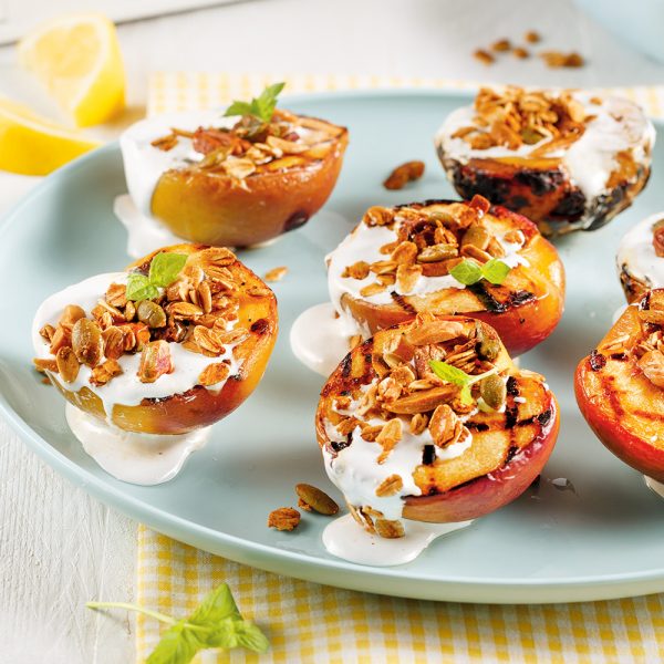 Pêches grillées à la guimauve