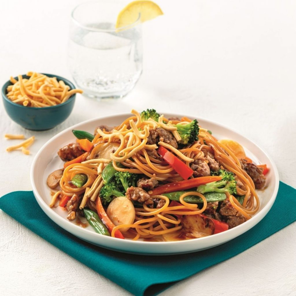 Spaghettis aux saucisses à la chinoise