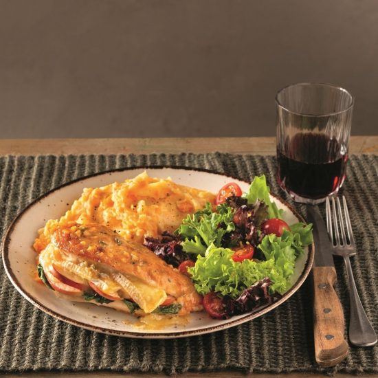 Poitrines de poulet farcies au fromage et aux pommes