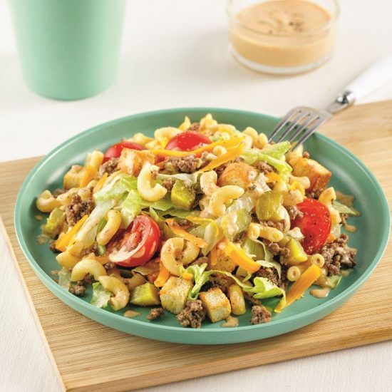 Salade de pâtes style Big Mac