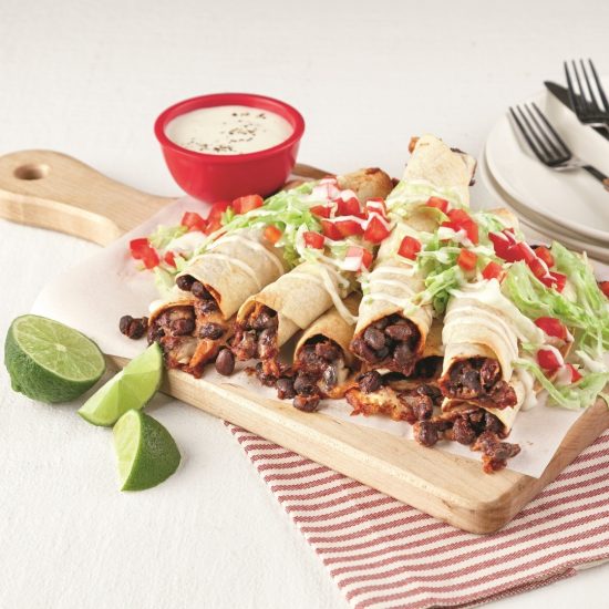 Taquitos aux haricots noirs