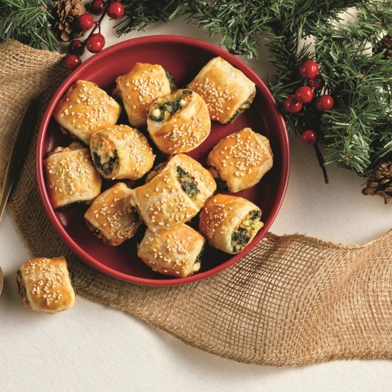 Bouchées feuilletées aux oeufs, épinards et feta
