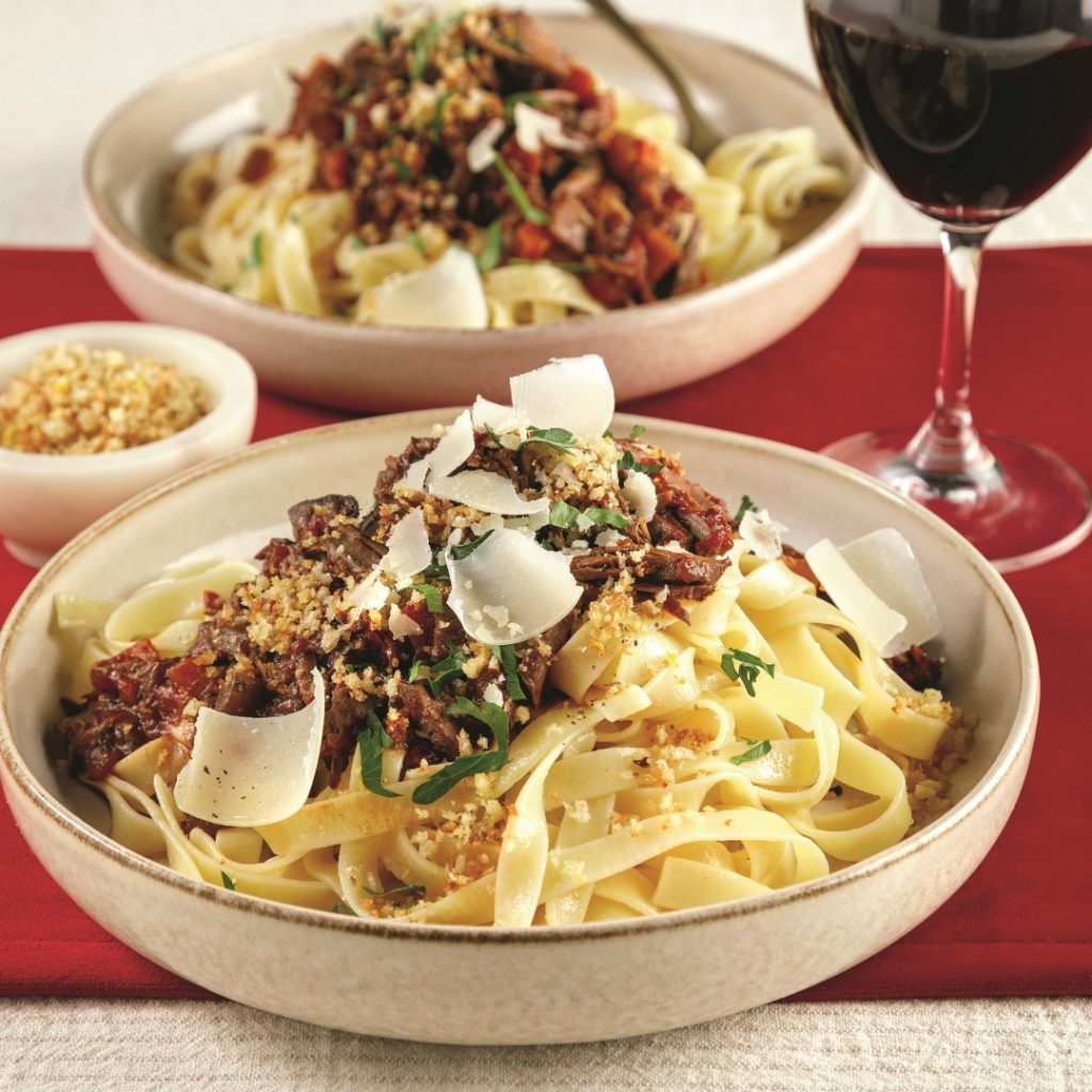 Tagliatelles au bœuf braisé au vin rouge