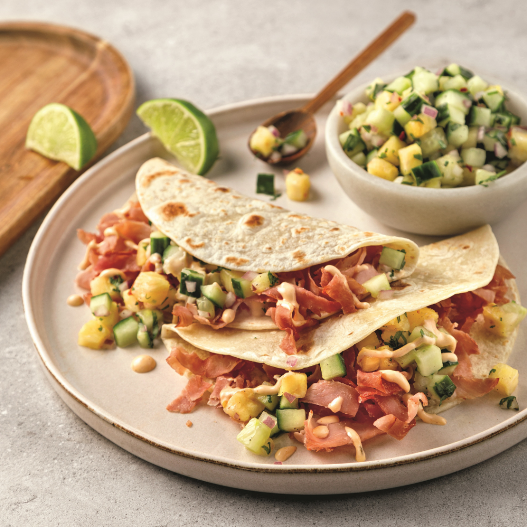 Tacos de jambon fumé et salsa d’ananas
