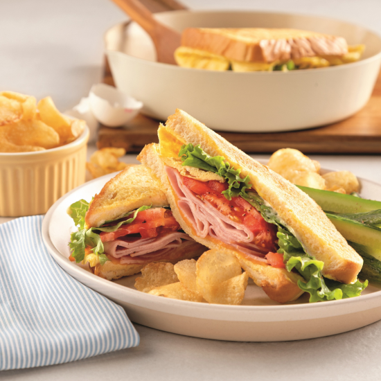 Sandwichs aux œufs style omelette grillée