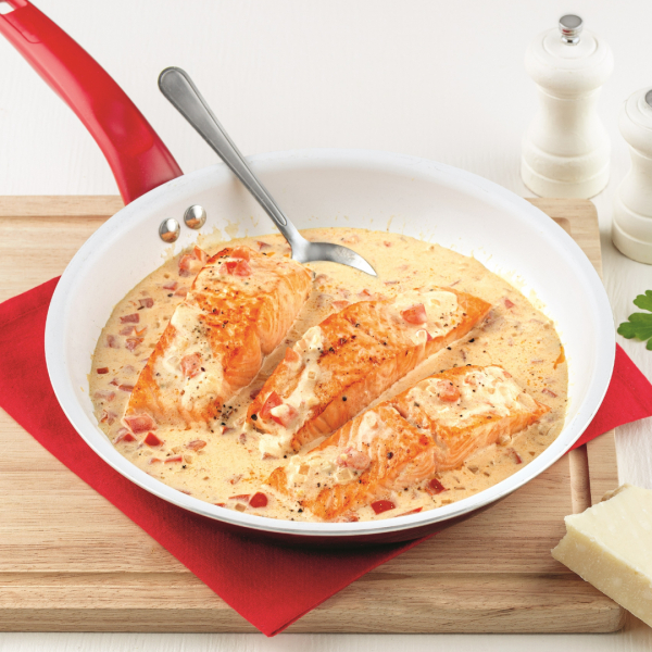 Saumon, sauce crémeuse au cajun