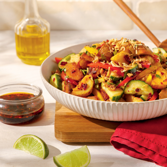 Salade de pommes de terre grelots et chili crisp à l’asiatique