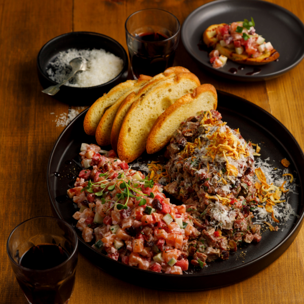 Duo sucré-salé de tartares de bœuf  et de saumon aux canneberges