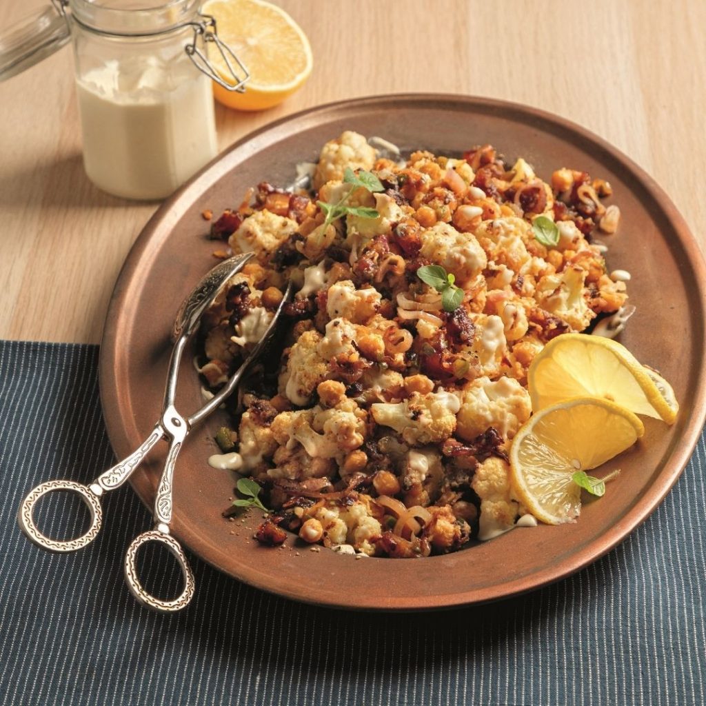 Salade de chou-fleur et dattes