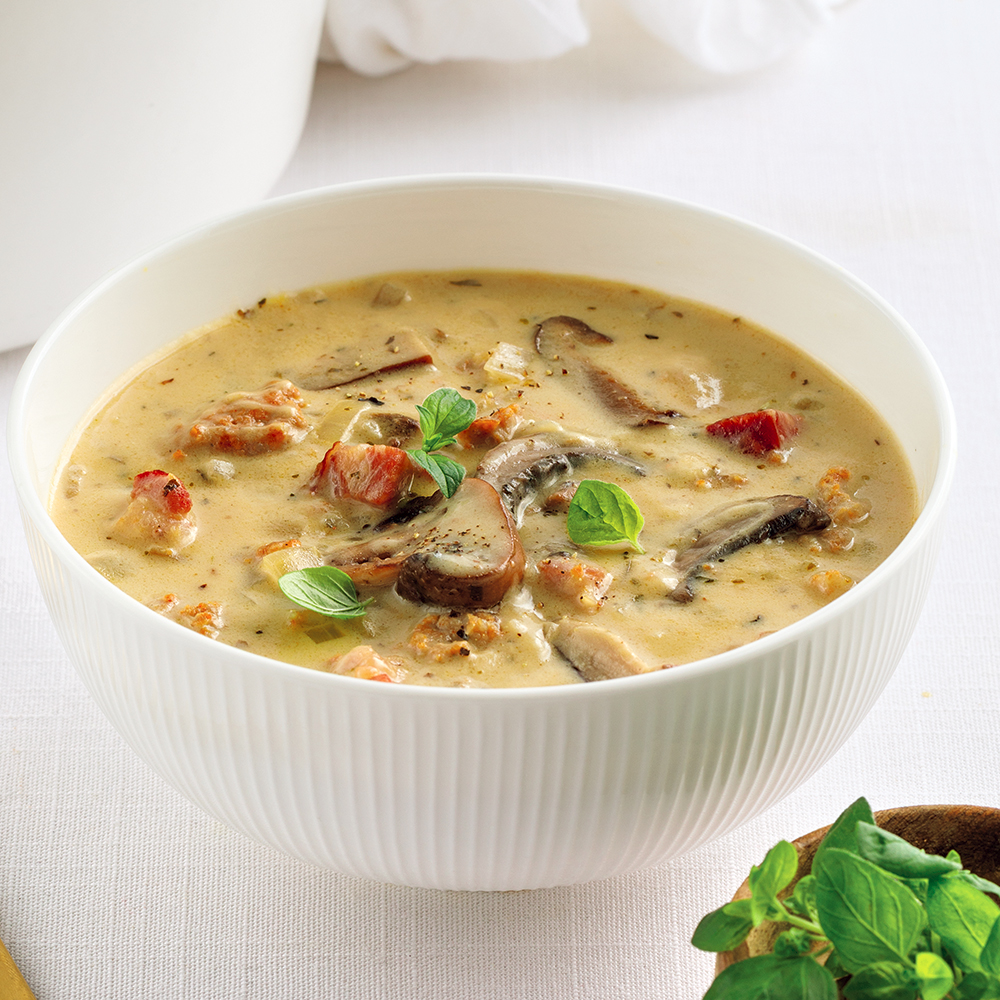 Soupe aux saucisses italiennes et champignons sauvages