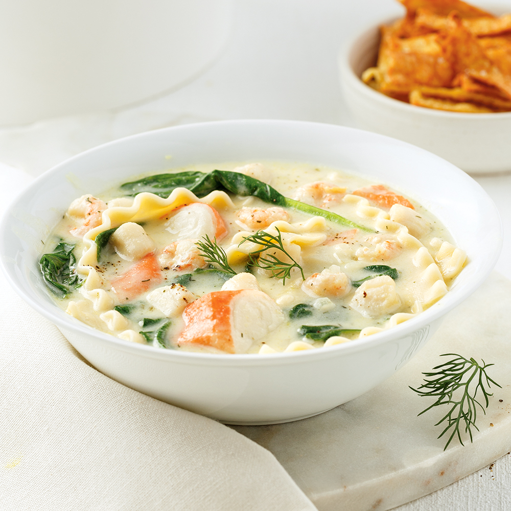 Soupe crémeuse aux fruits de mer et pâtes à lasagne