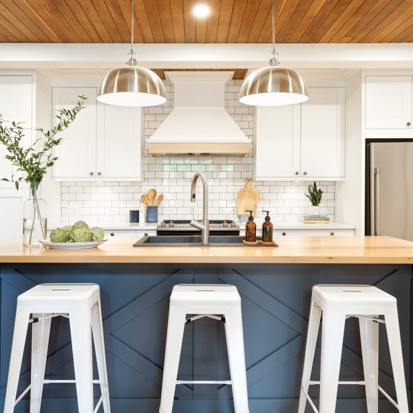 Tendance armoires de cuisine deux couleurs Je Décore