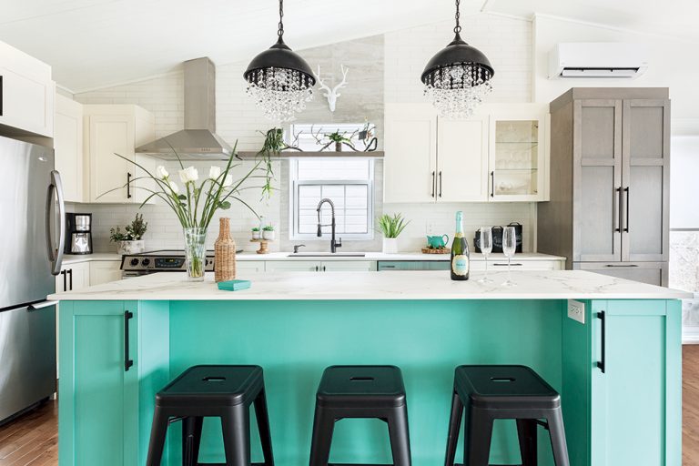 Un îlot de cuisine turquoise Je Décore