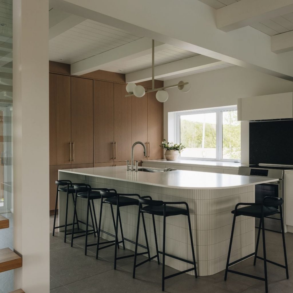 Jeux de contrastes dans la cuisine