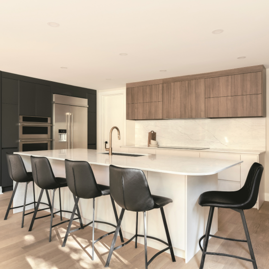 Une cuisine à l'influence mid-century