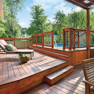 Plan d’aménagement: un patio vaste et épuré